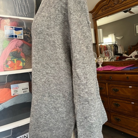 Merino Wool Sweater - Picture 3 of 9